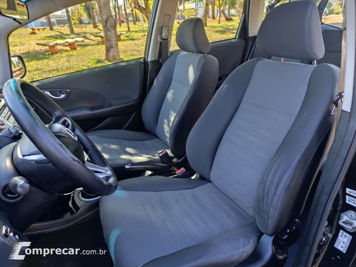 FIT 1.4 LX 16V FLEX 4P MANUAL