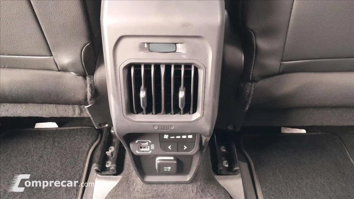 COMMANDER 1.3 T270 TURBO FLEX LIMITED AT6