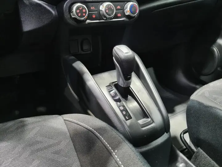 KICKS SENSE 1.6 16V FLEX AUT.