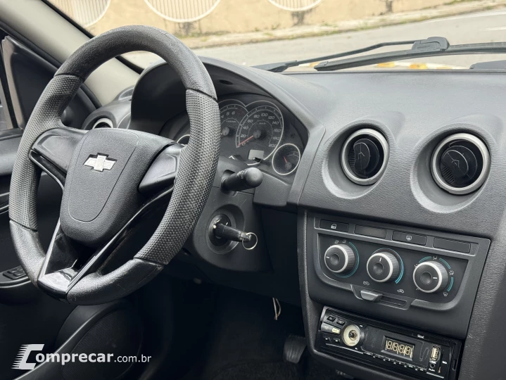 CELTA 1.0 MPFI LT 8V