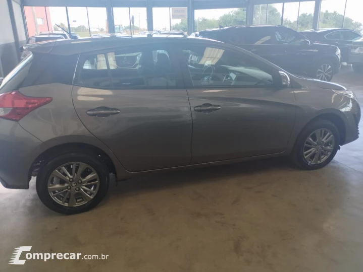 YARIS 1.5 16V XL Plus Connect