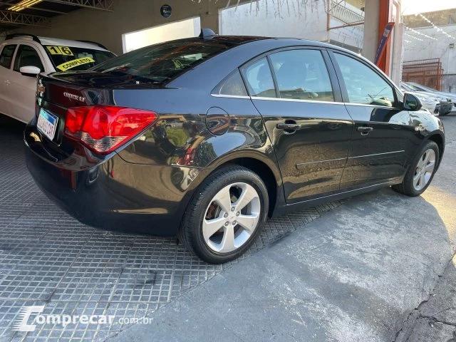 CRUZE SEDAN - 1.8 LT 16V 4P AUTOMÁTICO