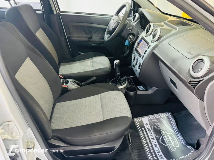 FIESTA 1.6 MPI Class Sedan 8V