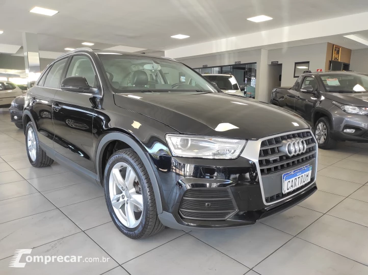 Q3 2.0 TFSI Ambiente Quattro