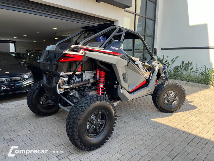 RZR Turbo R