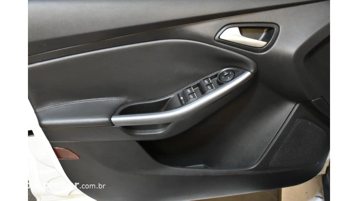 FOCUS SEDAN - 2.0 TITANIUM SEDAN 16V 4P AUTOMÁTICO