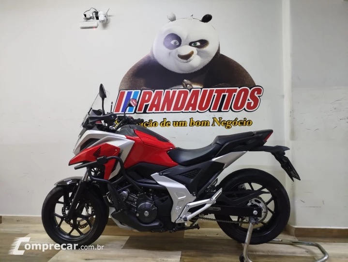 NC 750X 700 cc