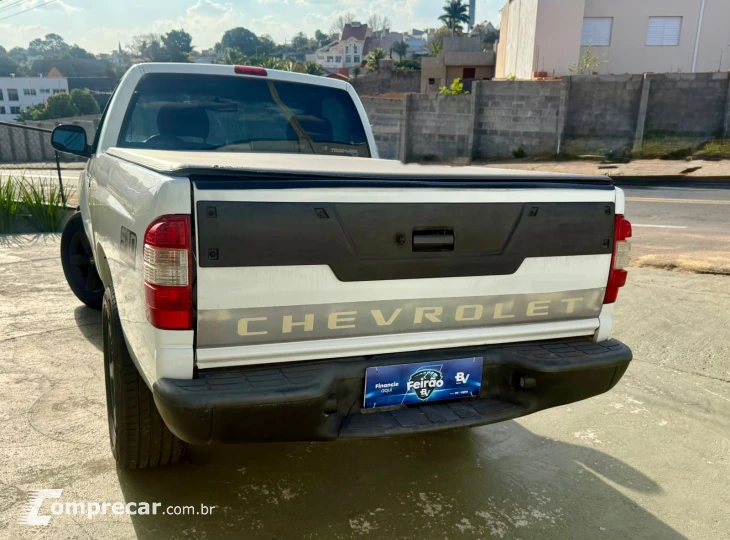 S10 2.4 MPFI Advantage 4X2 CS 8V
