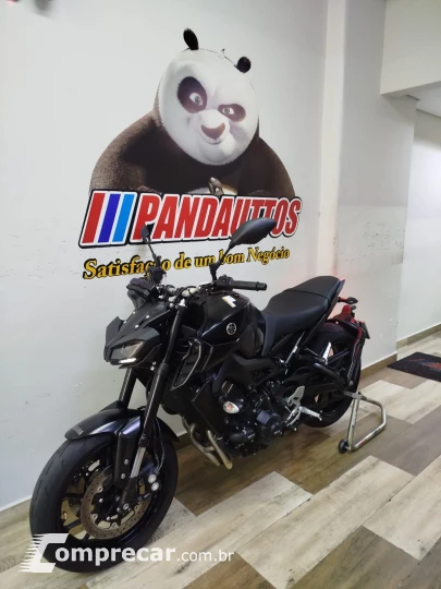 MT-09  800 cc