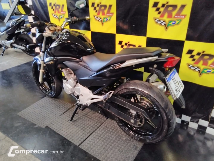 CB 300R