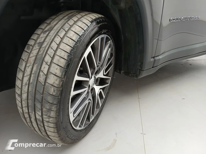 COMPASS 1.3 T270 TURBO FLEX LIMITED AT6