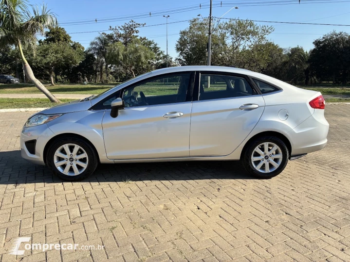 FIESTA 1.6 SE Sedan 16V