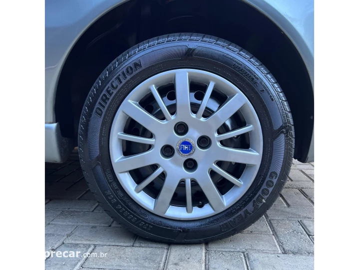 SIENA 1.0 MPI FIRE CELEBRATION 8V FLEX 4P MANUAL