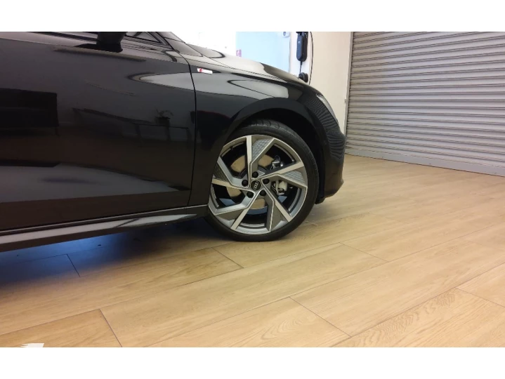 A3 2.0 40 TFSI MHEV SEDAN PERFORMANCE BLACK S-TRONIC