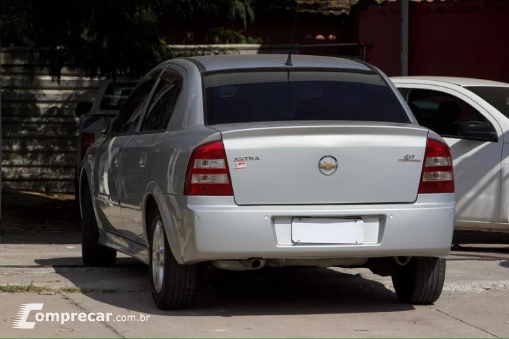 ASTRA SEDAN FLEXPOWER 4P