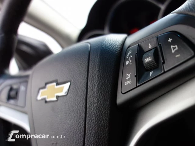 CRUZE SEDAN - 1.8 LT 16V 4P AUTOMÁTICO