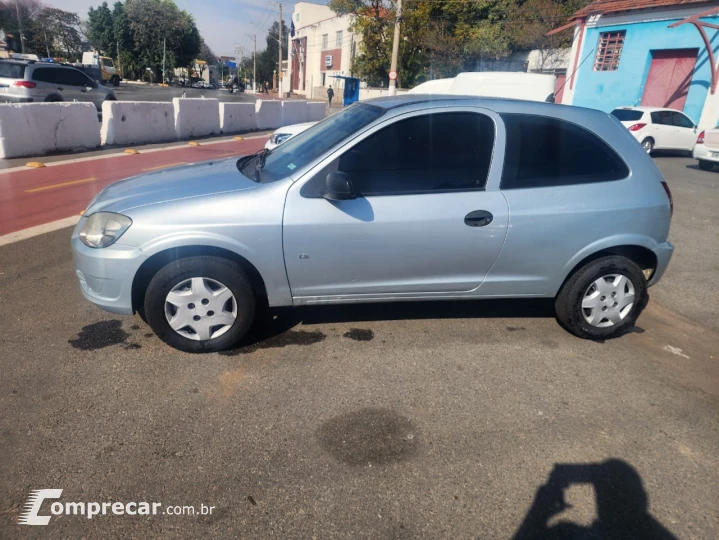 CELTA 1.0 MPFI LS 8V