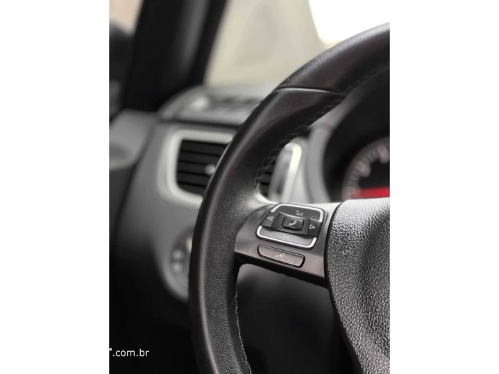 FOX 1.6 MI 8V FLEX 4P AUTOMATIZADO