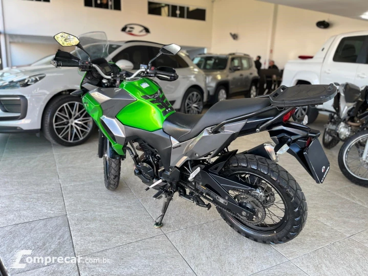 VERSYS-X 300
