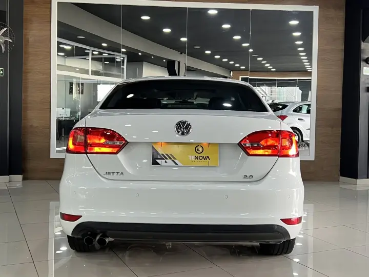 JETTA 2.0 COMFORTLINE 120CV FLEX 4P TIPTRONIC