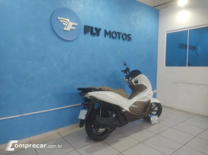 PCX DLX