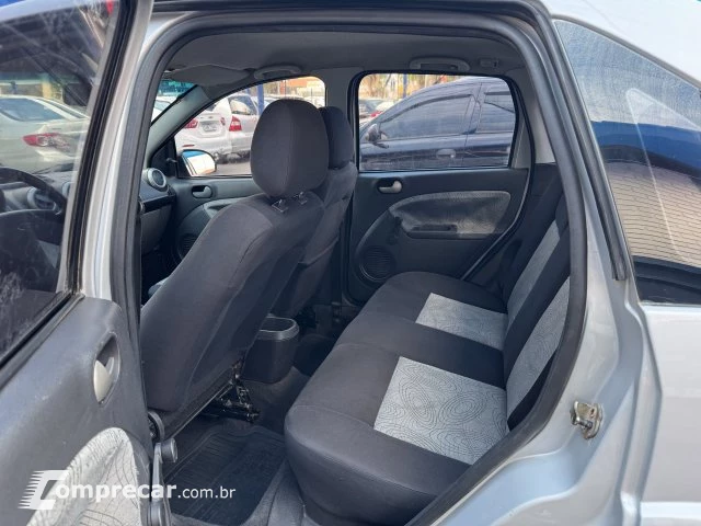FIESTA SEDAN - 1.6 MPI SEDAN 8V 4P MANUAL