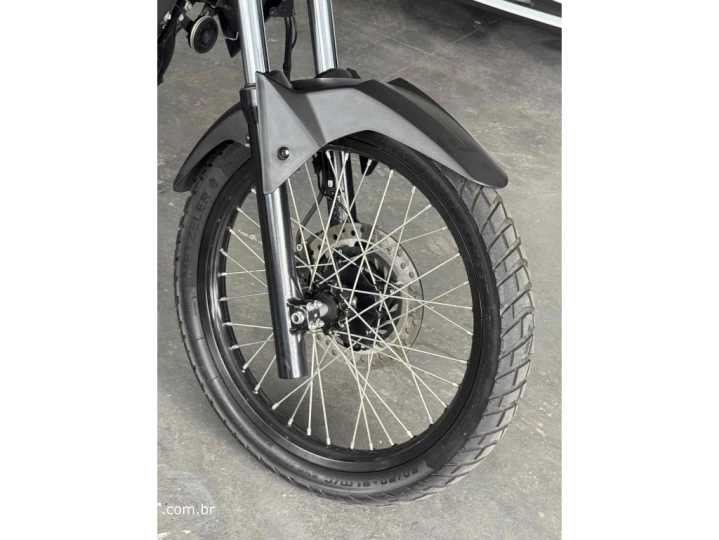 XRE 300 SAHARA