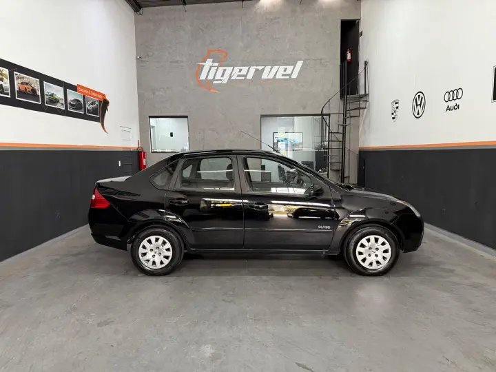 Fiesta 1.6 Mpi Class Sedan 8V Flex 4P Manual