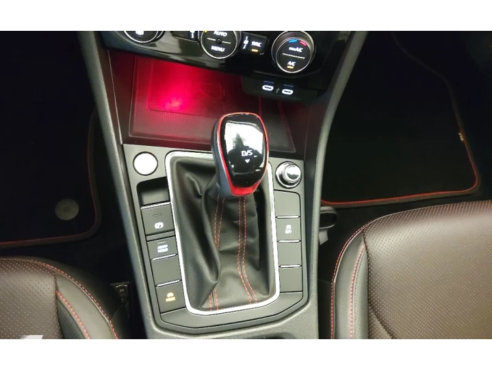 JETTA 2.0 350 TSI GASOLINA GLI DSG