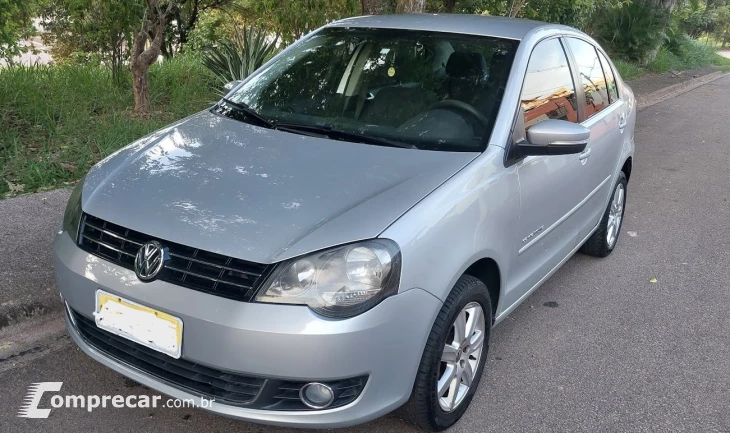 POLO SEDAN 1.6 MI Comfortline 8V