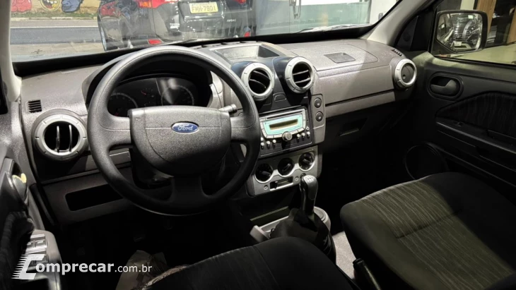EcoSport XLT 1.6/ 1.6 Flex 8V 5p