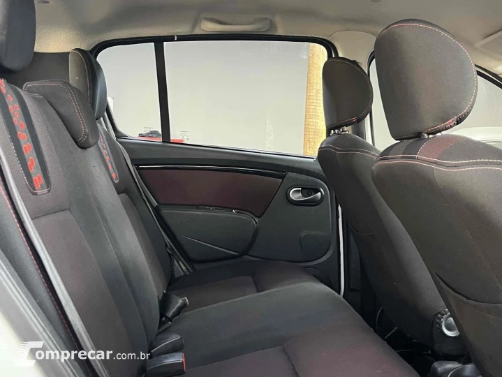 SANDERO 1.6 STEPWAY 16V FLEX 4P AUTOMÁTICO