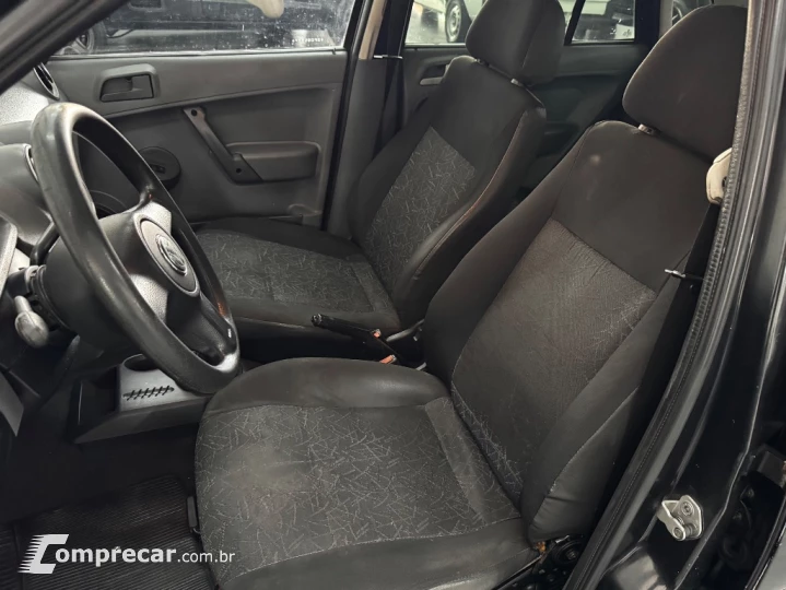 Gol (novo) 1.0 Mi Total Flex 8V 4p