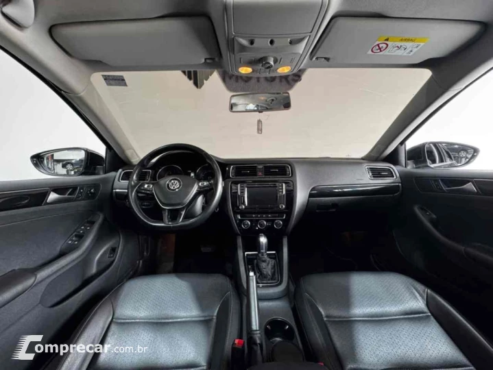 JETTA 2.0 TSI HIGHLINE 211CV GASOLINA 4P TIPTRONIC