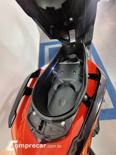 XMAX 250