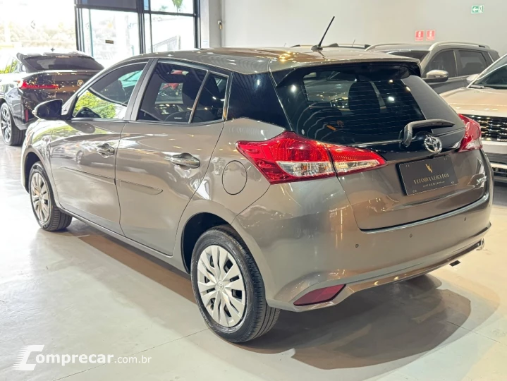 YARIS 1.3 16V FLEX XL LIVE MULTIDRIVE