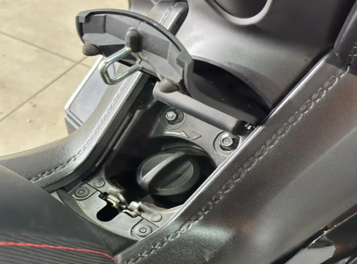 XMAX 250 ABS