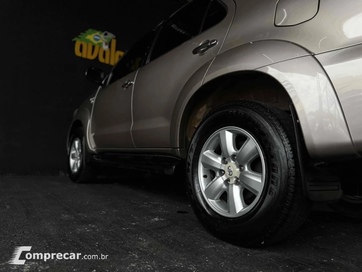 HILUX SW4 3.0 SRV 4X4 7 LUGARES 16V TURBO INTERCOOLER DIESEL