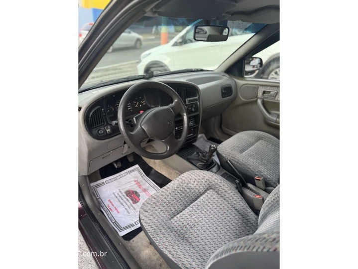 LOGUS 1.8 GLS 8V GASOLINA 2P MANUAL