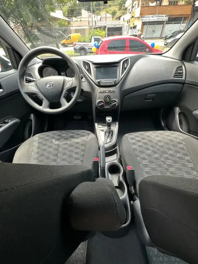 HB20 1.6 Comfort Plus 16V