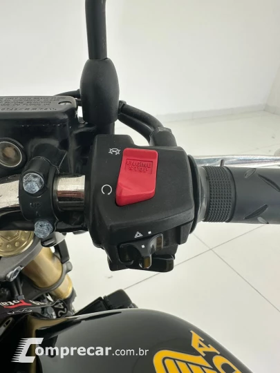 CB 600F HORNET / HONDA