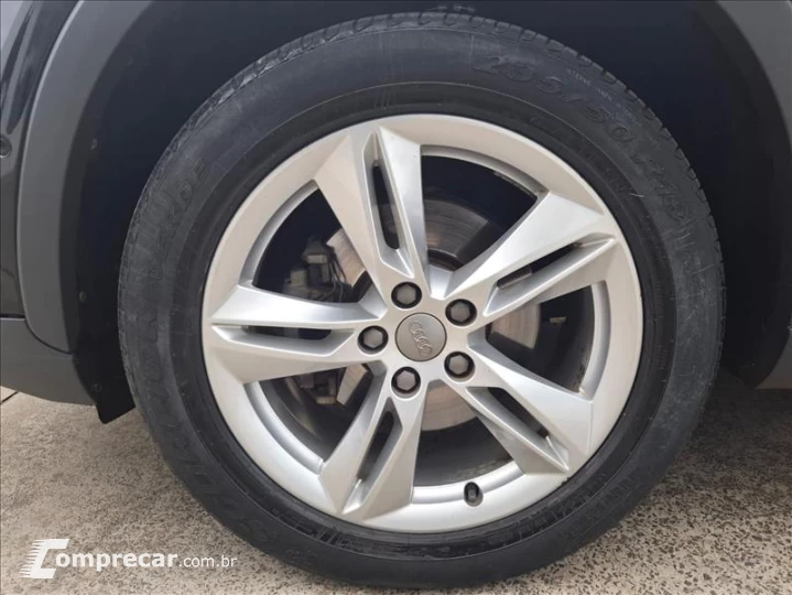 Q3 1.4 TFSI Ambiente Plus S Tronic