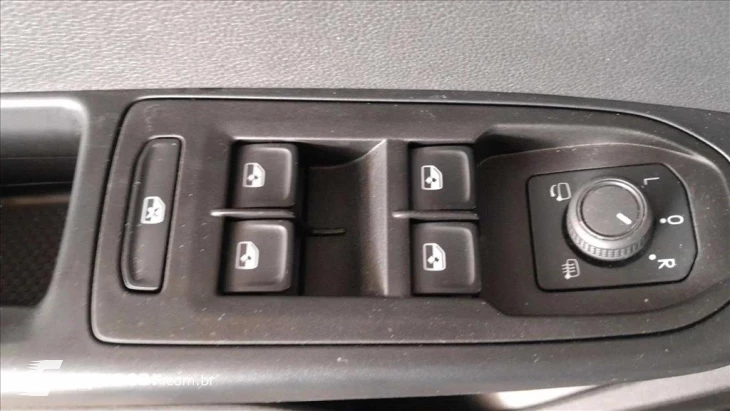 TAOS 1.4 250 TSI TOTAL FLEX HIGHLINE AUTOMÁTICO