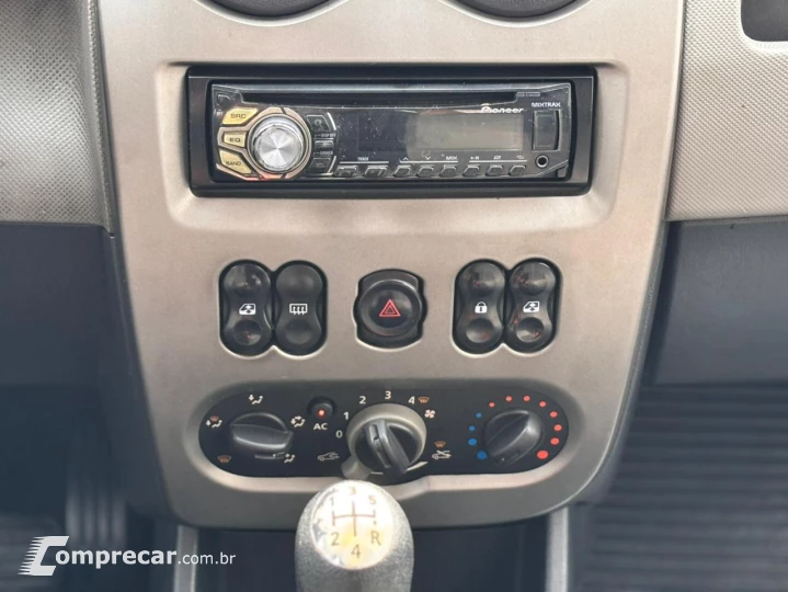 Sandero Privilège 1.6 8V Hi-Torque (flex)