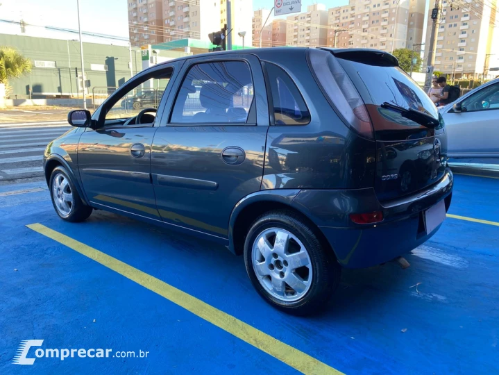 Corsa Hatch