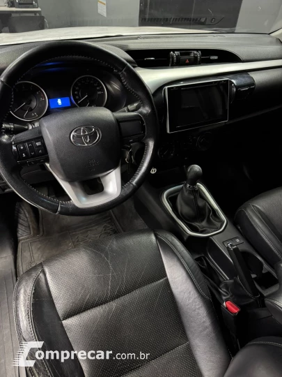 Hilux CD SR 4x2 2.7
