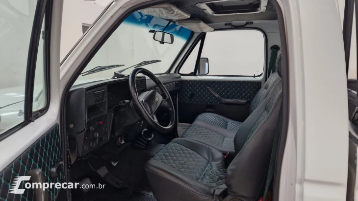 D20 4.0 Conquest CS 8V