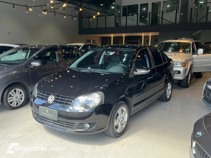 POLO SEDAN 1.6 MI 8V TOTAL FLEX 4P MANUAL