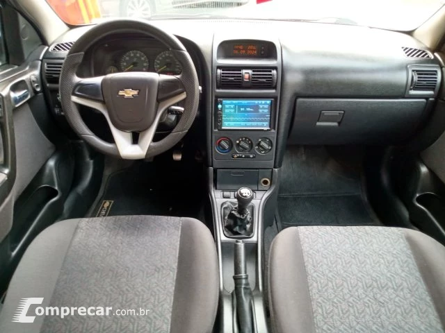 ASTRA HATCH - 2.0 MPFI ADVANTAGE 8V 4P MANUAL