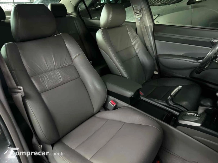 CIVIC 1.8 LXL 16V FLEX 4P AUTOMÁTICO